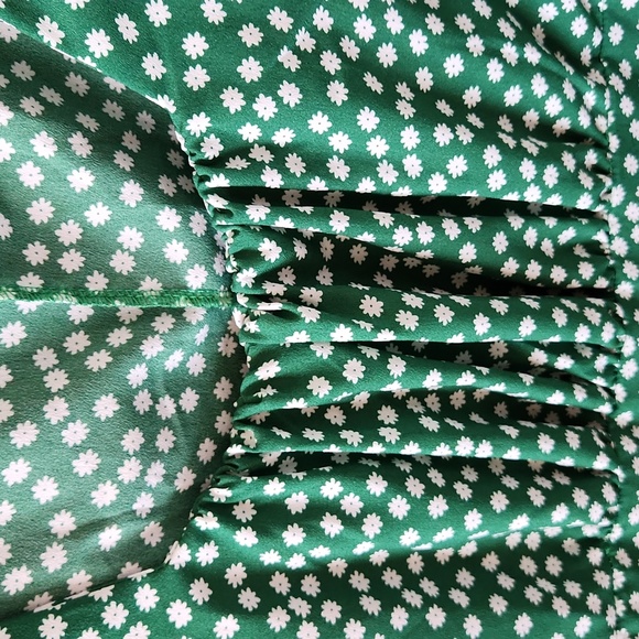 Green Floral Dot Summer Dress - Picture 4 of 6